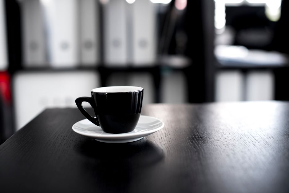 Peut-on boire du décaféiné le soir sans conséquence sur le sommeil ?