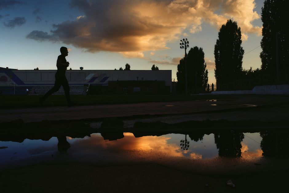 Sport le soir : à quelle heure faut-il s'arrêter pour bien dormir ?